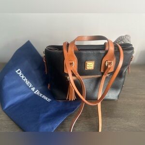 EUC VINTAGE DOONEY & BOURKE EUROPEAN SAFIANO LEATHER SATCHEL SHOULDER BAG